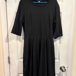 Elegant Black Women's Dress